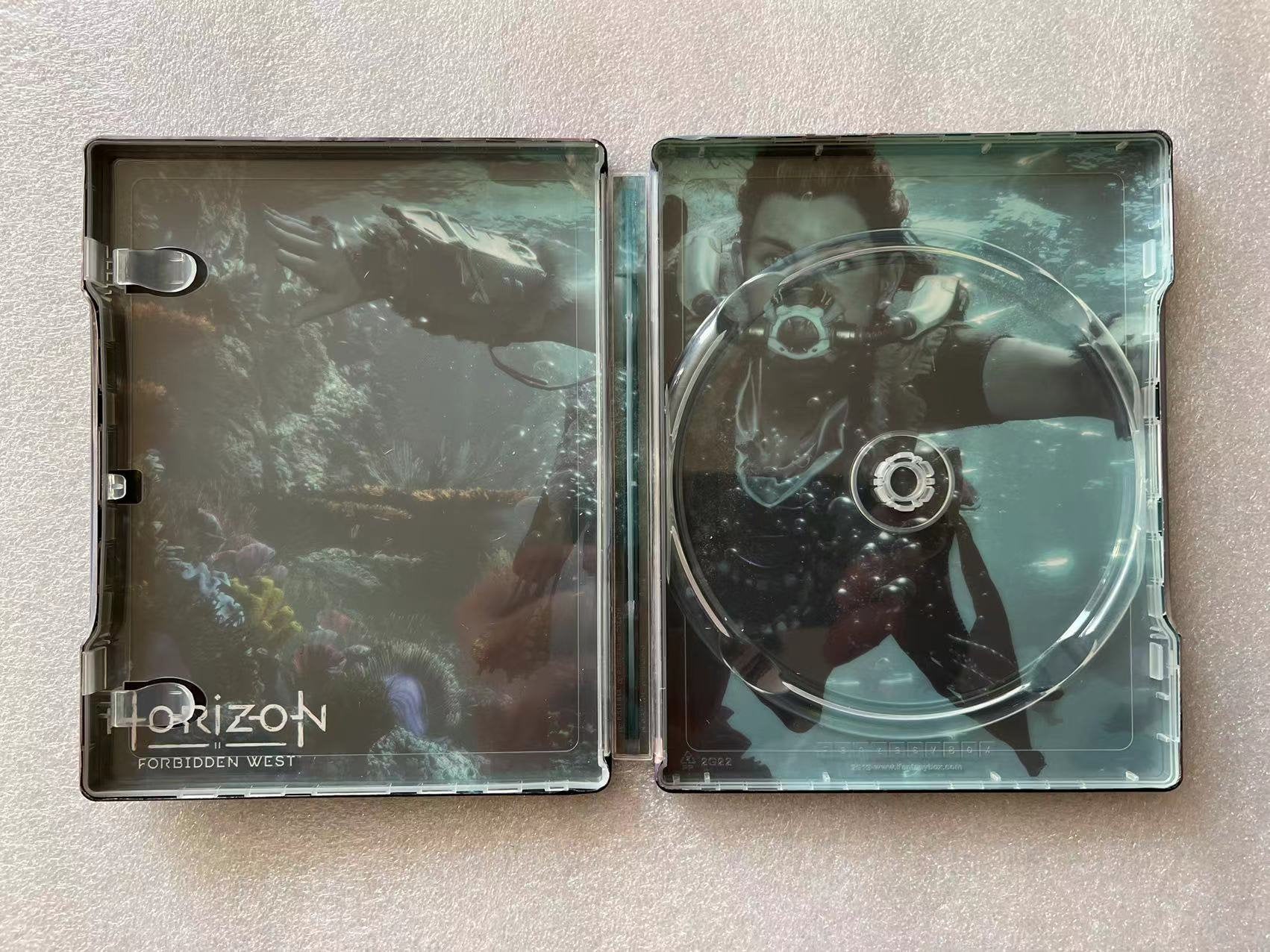 Horizon Forbidden West Custom made Steelbook Case only for (Sony PlayStation 5, Sony PlayStation 4) New